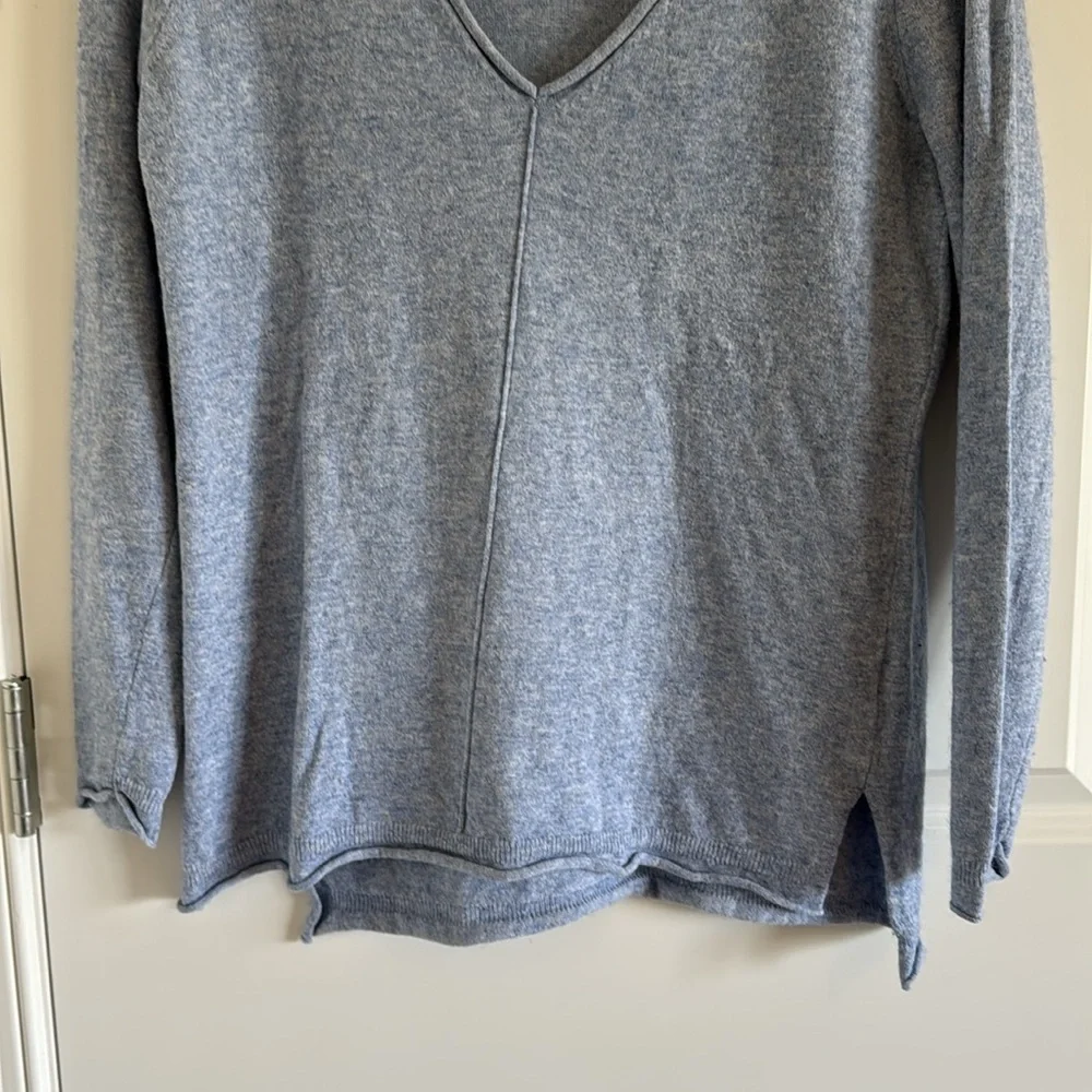 J.Crew Size Small V-Neck Light Blue Sweater Cotton/Wool/Nylon